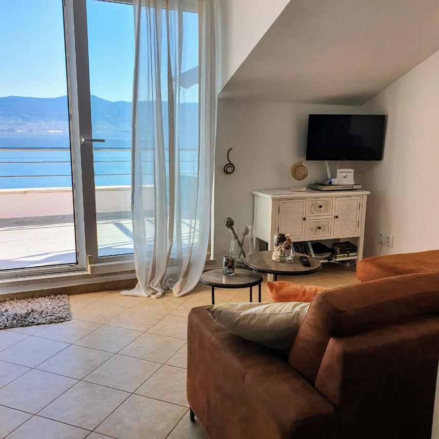 Apartment Kate Slatine Zewnętrze zdjęcie